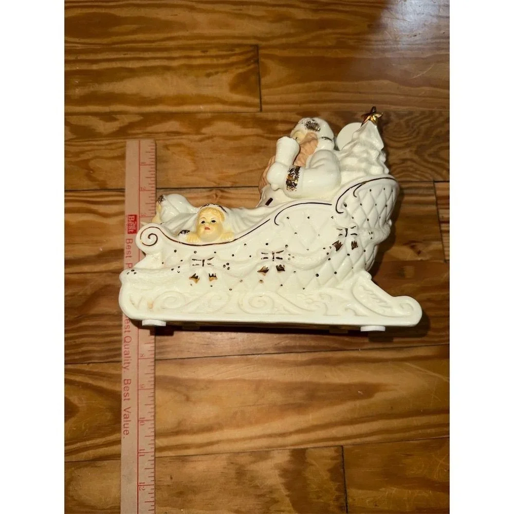 Vintage Baum Bros Santa Sleigh Music Box Ivory &‎ Gold Holiday Decor